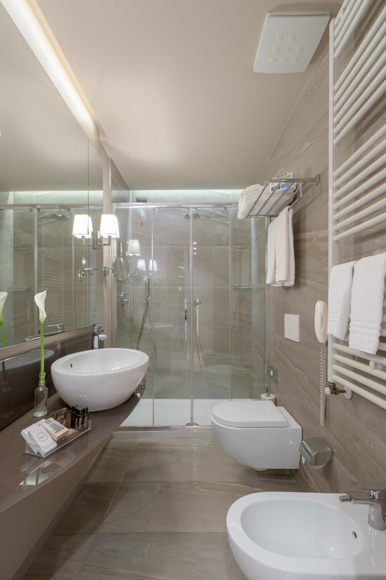 Titano Suites San Marino Exteriör bild